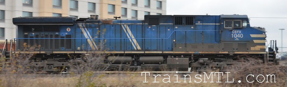 Locomotive CEFX1040 right side / coté droit